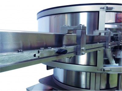 Mechanical feeding system for nose  and mouth spray and stoppers