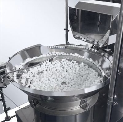 Unscrambler for sterile filling lines