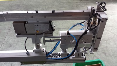Alimentadores vibratorios para piezas del sector de la automoción